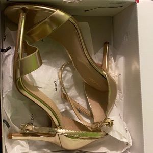 Cute gold heels from Aldos only worn once.